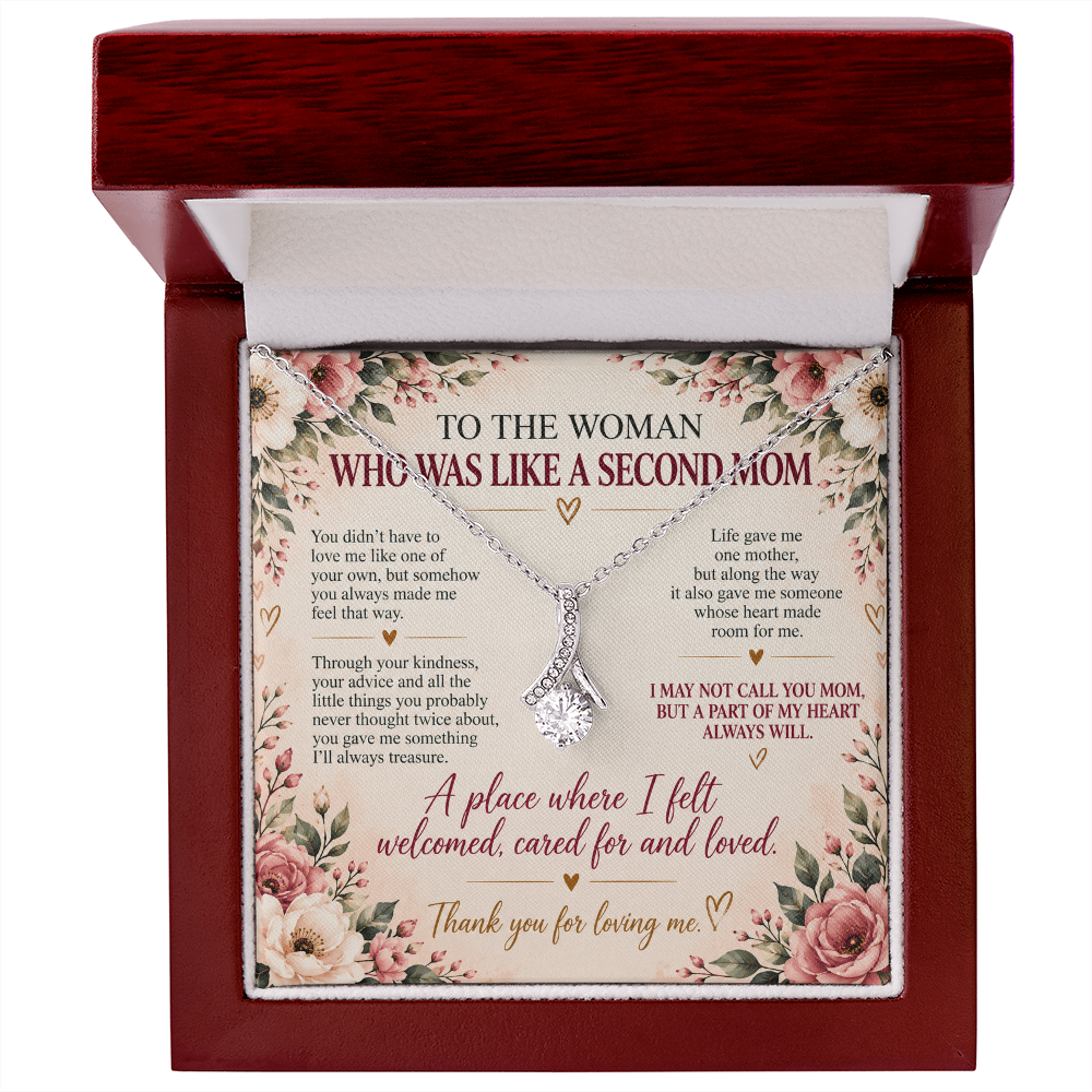 To The Woman Who Was Like A Second Mom - Alluring Beauty Necklace